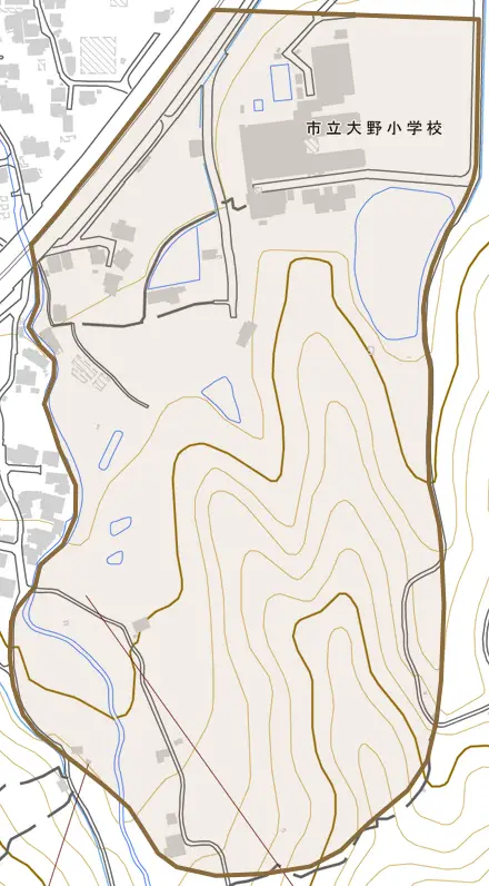山田とその周辺の地図。町の範囲を重ねている