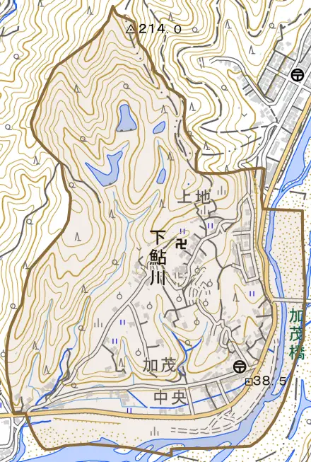 下鮎川とその周辺の地図。町の範囲を重ねている