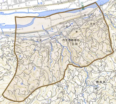 大字三谷とその周辺の地図。町の範囲を重ねている