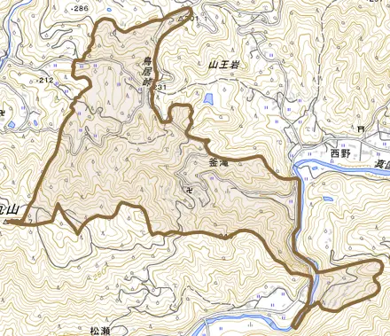 釜滝とその周辺の地図。町の範囲を重ねている