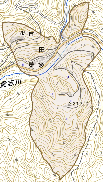 田とその周辺の地図。町の範囲を重ねている