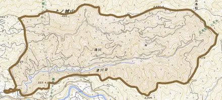 津川とその周辺の地図。町の範囲を重ねている