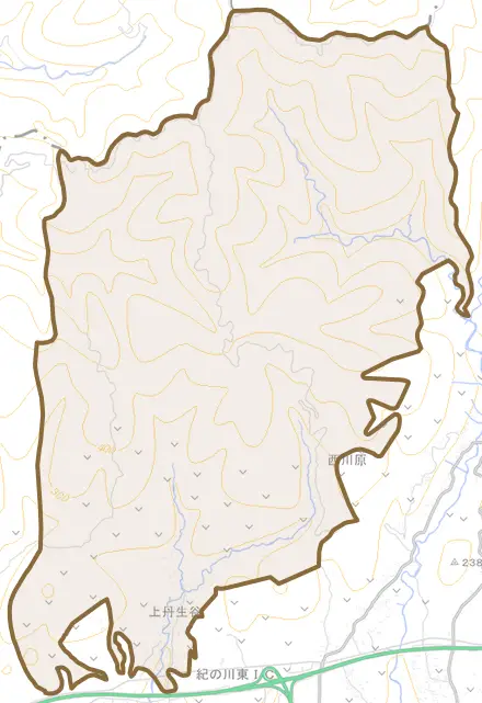 中津川とその周辺の地図。町の範囲を重ねている