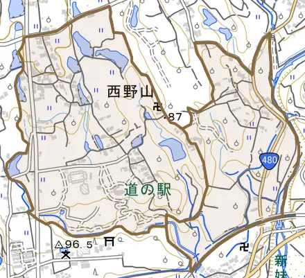 西野山とその周辺の地図。町の範囲を重ねている