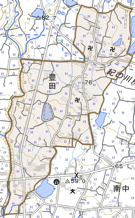 豊田とその周辺の地図。町の範囲を重ねている