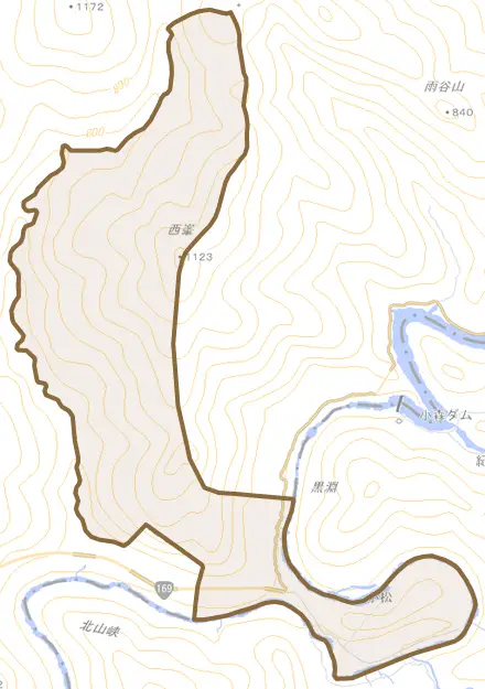 大字小松とその周辺の地図。町の範囲を重ねている