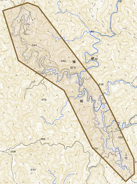 楠とその周辺の地図。町の範囲を重ねている
