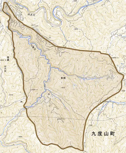 大字東郷とその周辺の地図。町の範囲を重ねている