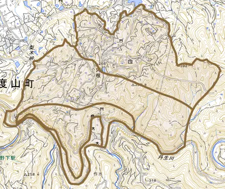 大字河根とその周辺の地図。町の範囲を重ねている