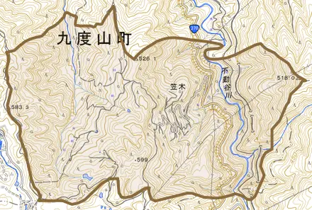 大字笠木とその周辺の地図。町の範囲を重ねている
