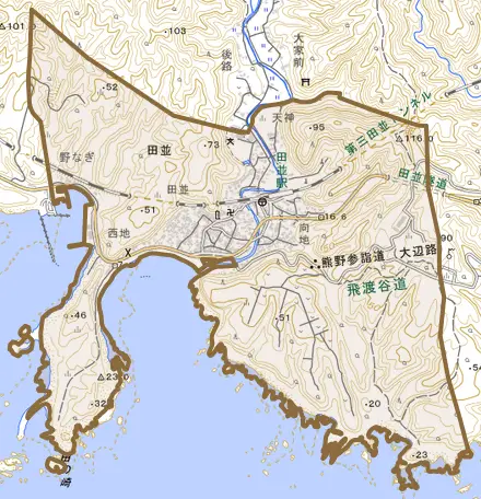 田並とその周辺の地図。町の範囲を重ねている