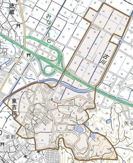 東吉田とその周辺の地図。町の範囲を重ねている