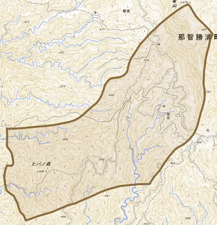 大字坂足とその周辺の地図。町の範囲を重ねている