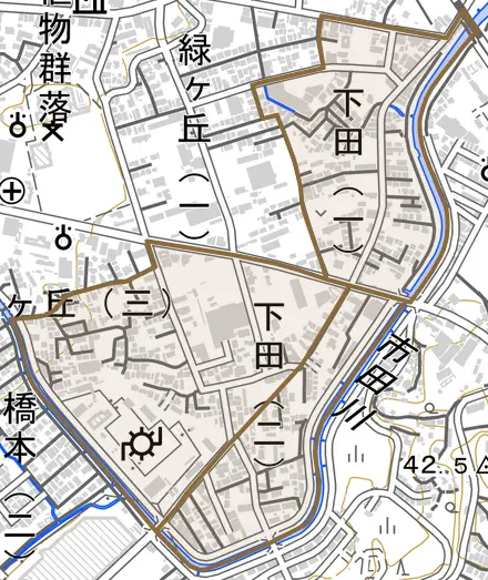 下田とその周辺の地図。町の範囲を重ねている