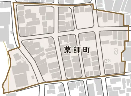 薬師町とその周辺の地図。町の範囲を重ねている