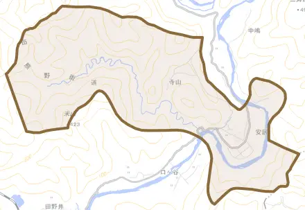 安居とその周辺の地図。町の範囲を重ねている