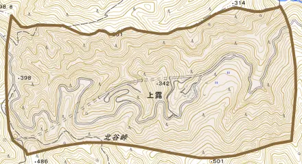 上露とその周辺の地図。町の範囲を重ねている