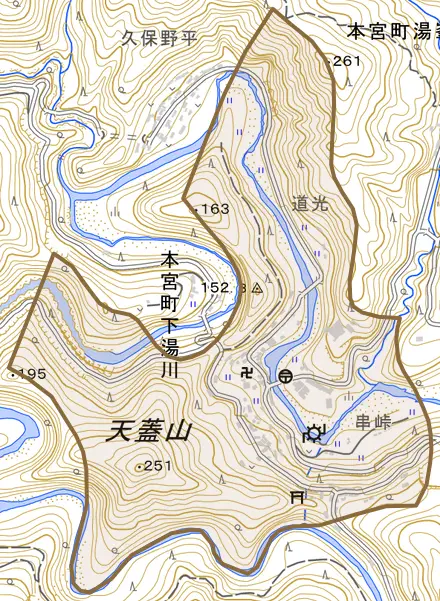 本宮町下湯川とその周辺の地図。町の範囲を重ねている
