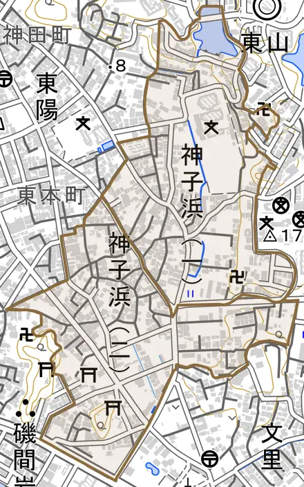 神子浜とその周辺の地図。町の範囲を重ねている