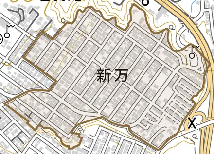 新万とその周辺の地図。町の範囲を重ねている