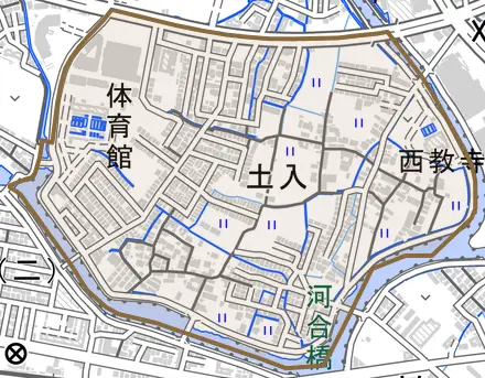 土入とその周辺の地図。町の範囲を重ねている