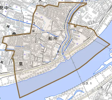船所とその周辺の地図。町の範囲を重ねている