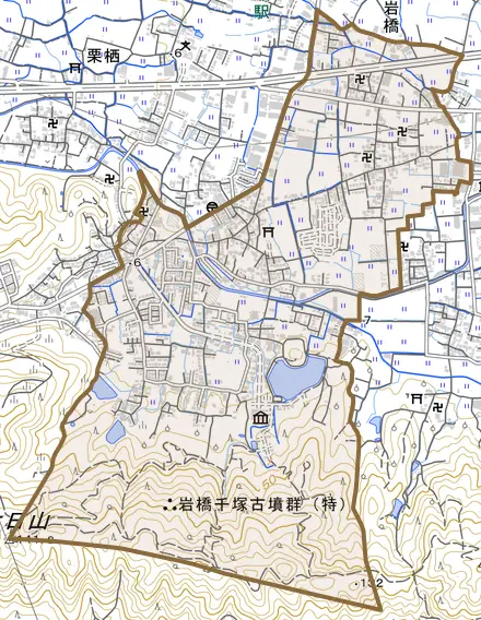 岩橋とその周辺の地図。町の範囲を重ねている