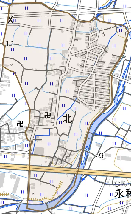 北とその周辺の地図。町の範囲を重ねている