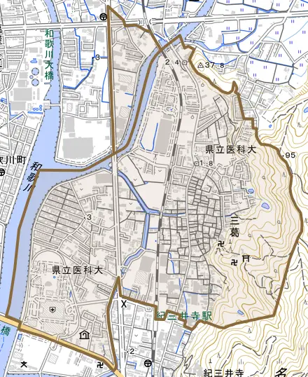 三葛とその周辺の地図。町の範囲を重ねている