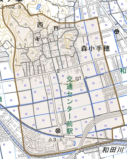 西とその周辺の地図。町の範囲を重ねている