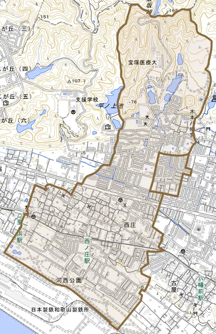 西庄とその周辺の地図。町の範囲を重ねている