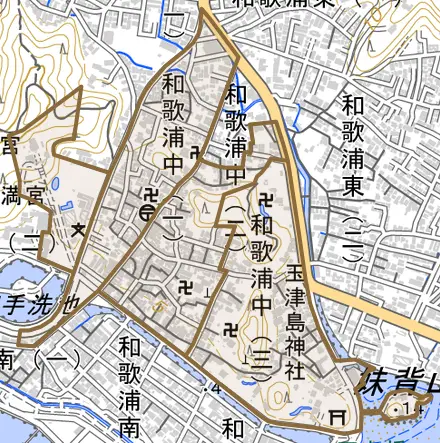 和歌浦中とその周辺の地図。町の範囲を重ねている