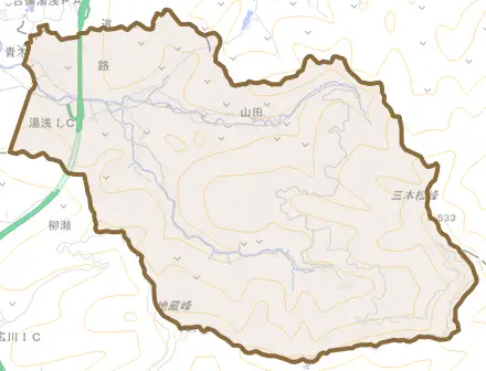 大字山田とその周辺の地図。町の範囲を重ねている