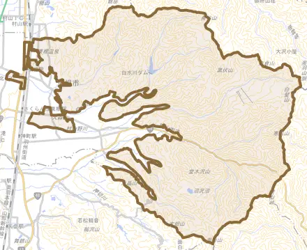 大字東根甲とその周辺の地図。町の範囲を重ねている