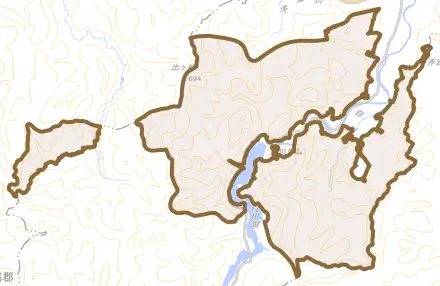 大字高峰とその周辺の地図。町の範囲を重ねている