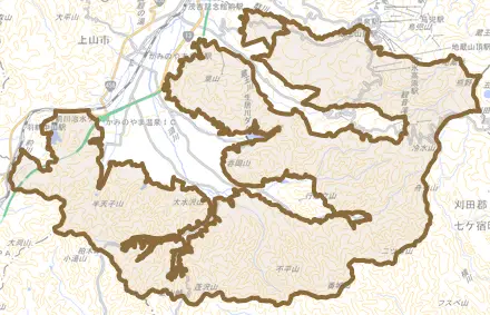 小倉とその周辺の地図。町の範囲を重ねている