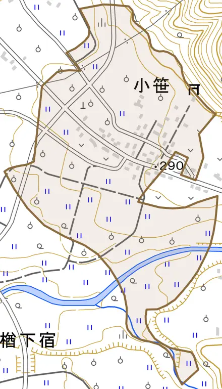 小笹とその周辺の地図。町の範囲を重ねている