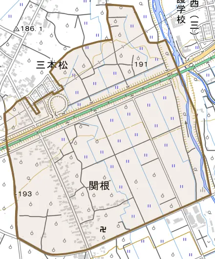 関根とその周辺の地図。町の範囲を重ねている