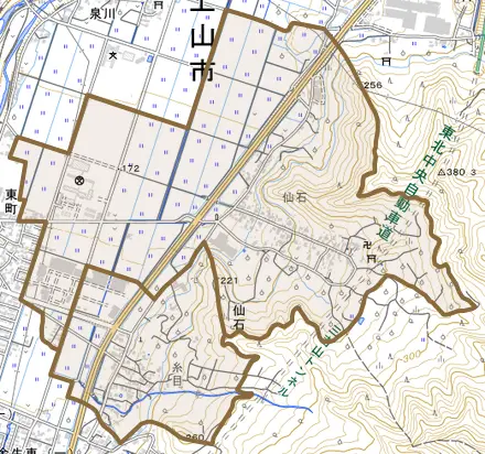 仙石とその周辺の地図。町の範囲を重ねている