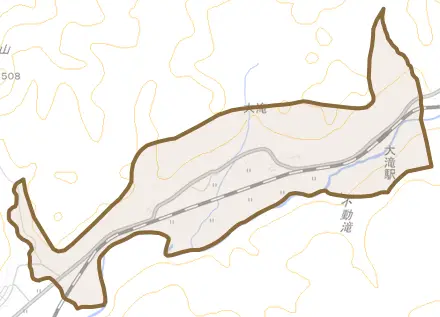 大字大滝とその周辺の地図。町の範囲を重ねている