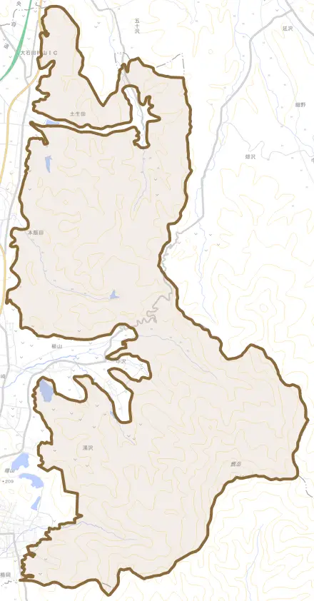大字楯岡とその周辺の地図。町の範囲を重ねている