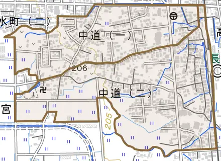 中道とその周辺の地図。町の範囲を重ねている