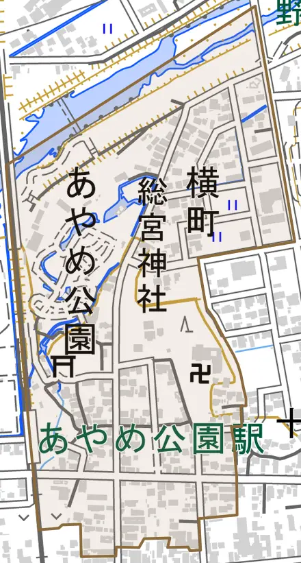 横町とその周辺の地図。町の範囲を重ねている