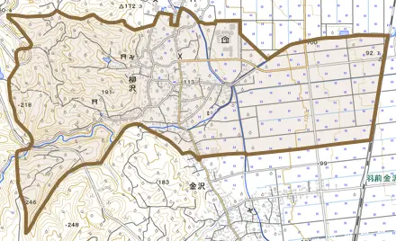 大字柳沢とその周辺の地図。町の範囲を重ねている