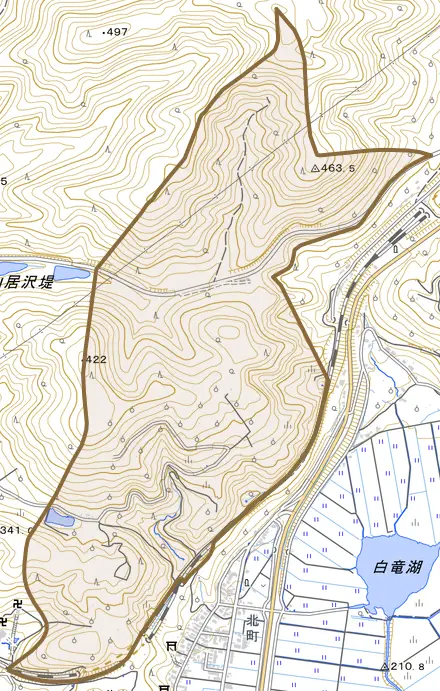赤湯とその周辺の地図。町の範囲を重ねている