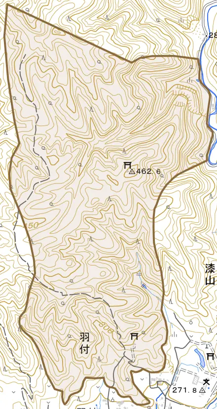 漆山とその周辺の地図。町の範囲を重ねている