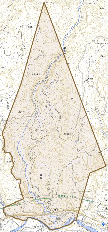大字綱取とその周辺の地図。町の範囲を重ねている