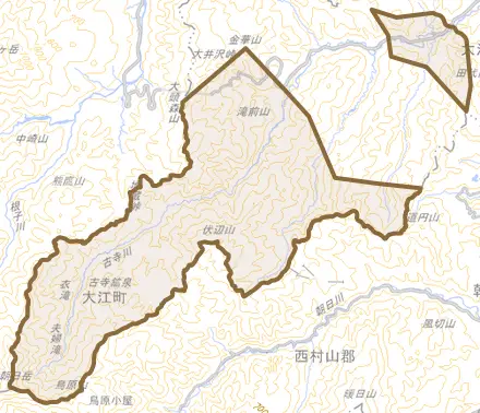 大字貫見とその周辺の地図。町の範囲を重ねている