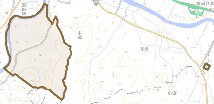 大字三郷丙とその周辺の地図。町の範囲を重ねている