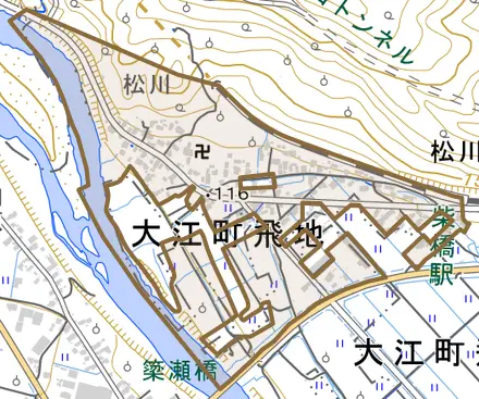 大字松川とその周辺の地図。町の範囲を重ねている
